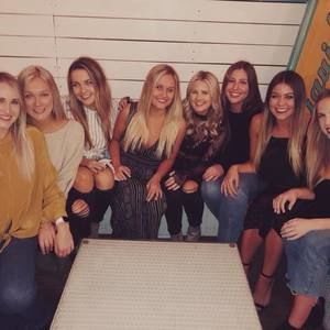 Meet your Posher, Hailey